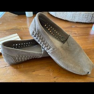 Bobs Grey suede Size 6W
